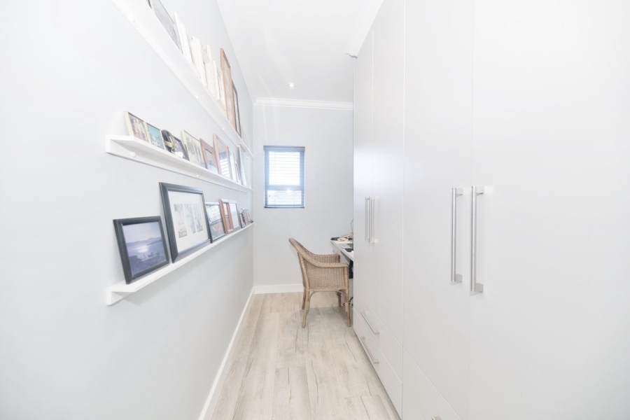 To Let 3 Bedroom Property for Rent in Northcliff Western Cape